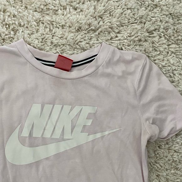 NIKE T-SHIRT - Picture 1 of 2